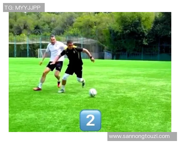 广州足球队盯防战术解析:如何破解对手进攻布局与防守策略